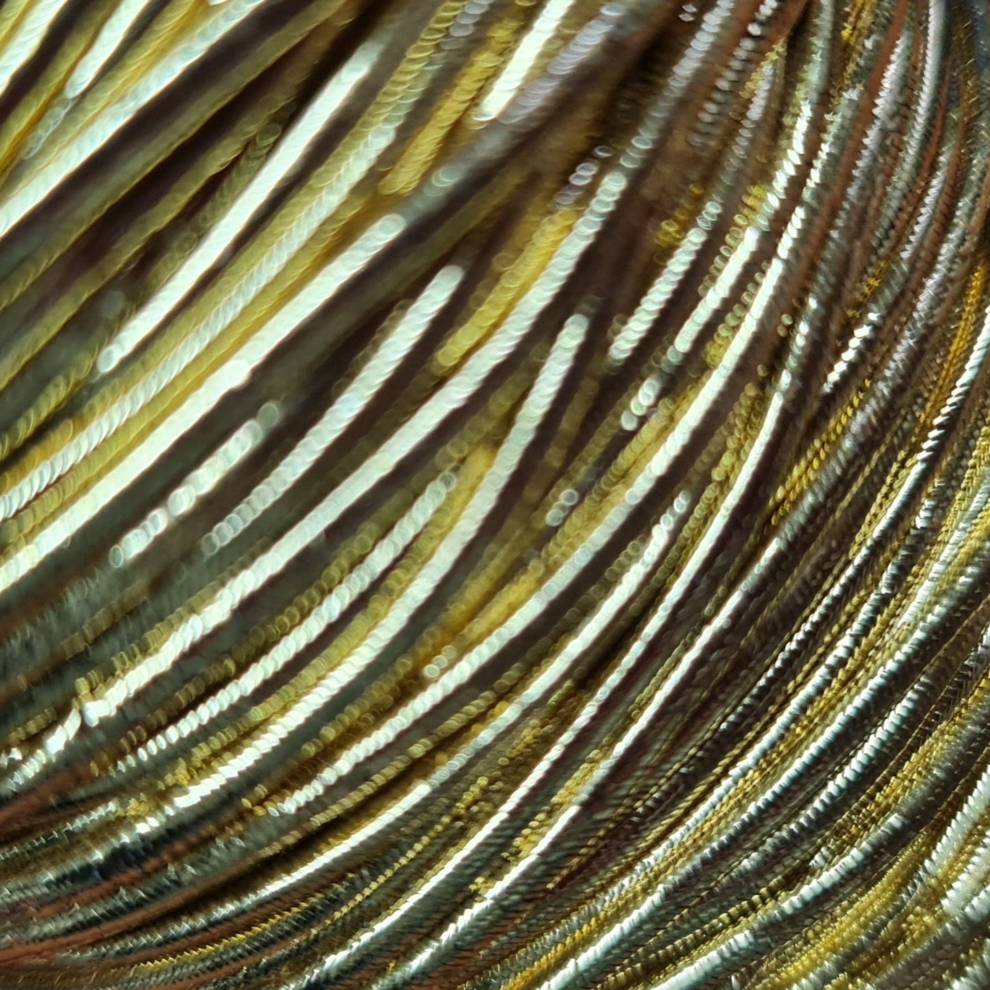 Altın Simli Yuvarlak Lastik. 100 metre