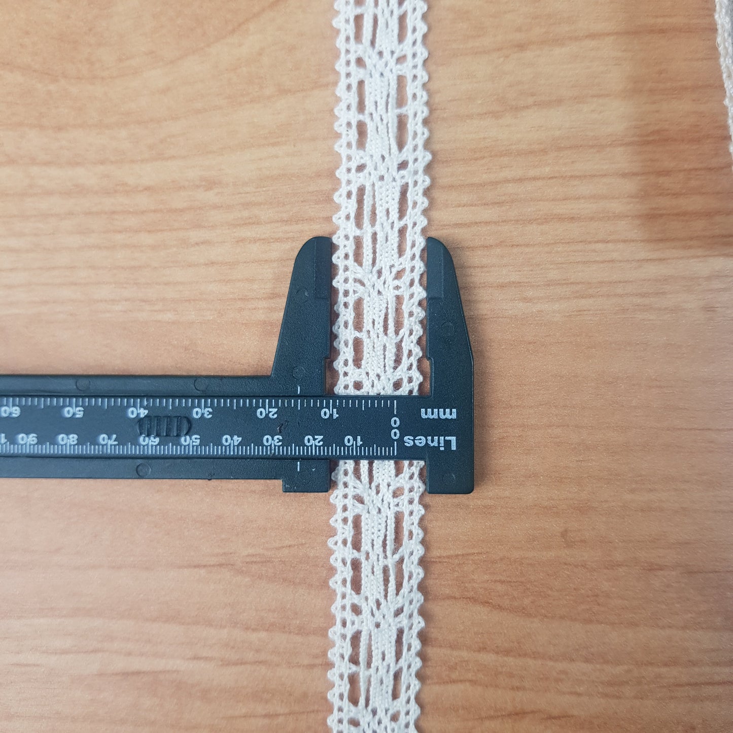 10 Metre Krem Ara Pamuk Dantel 15mm(8493)