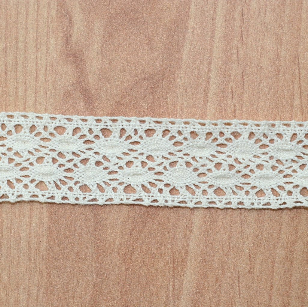 10 Metre Krem Ara Pamuk Dantel 30mm (421-16)