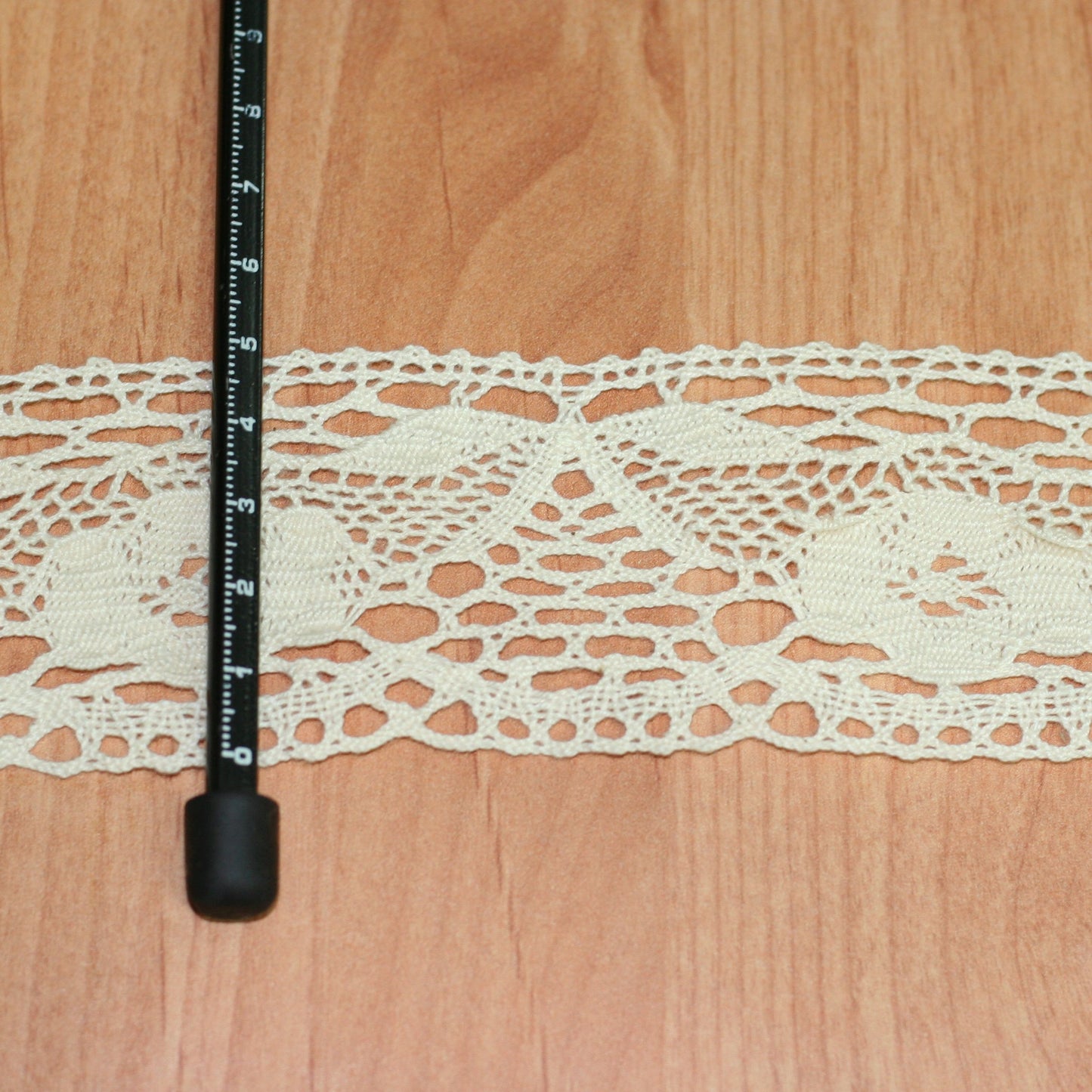 10 Yards Cream Cotton Lace 50mm (7581)