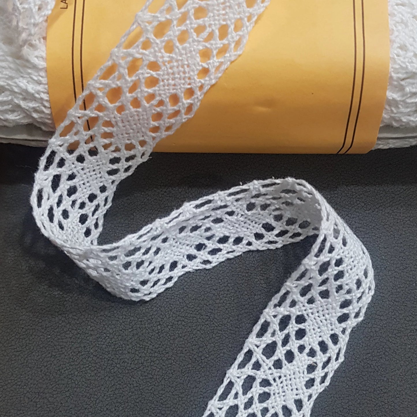 23mm wide White Kopanaki 10m (1140)