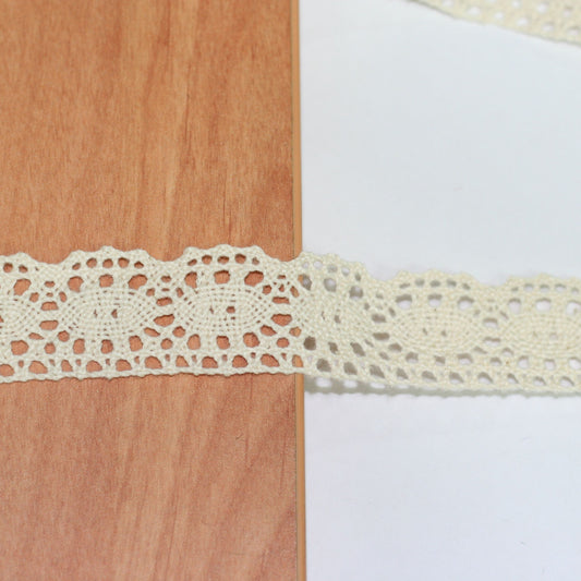 30mm Eninde Pamuk Dantel (580)