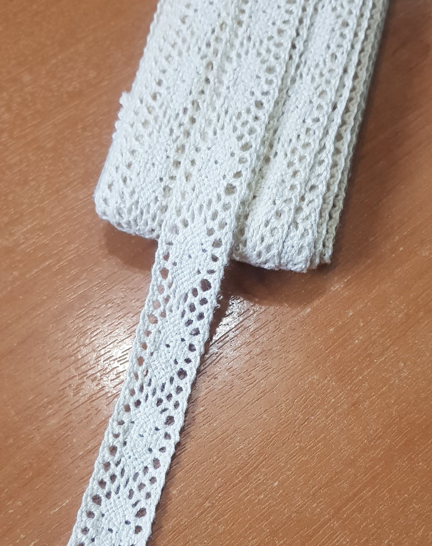 10 Metre Krem Ara Pamuk Dantel 17mm (P270)