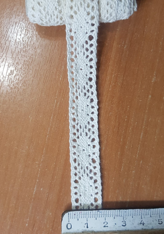10 Metre Krem Ara Pamuk Dantel 17mm (P270)