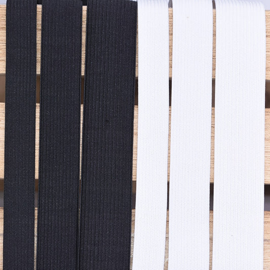 5 cm Yassı Lastik (10 metrelik toplar halinde). Siyah veya beyaz renklerde