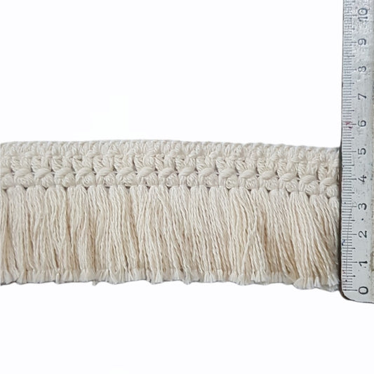 5 cm eninde desenli pamuk püskül saçak. ( 5 metre top halinde )