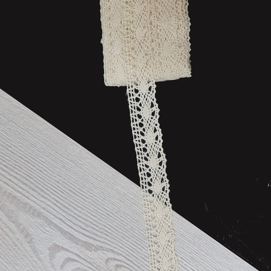 2cm Eninde 10 Metre Kenar Krem Pamuk Dantel (499)