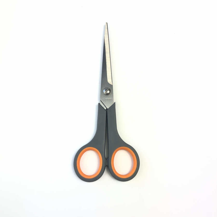 Yumuşak Plastik Saplı Kağıt Makası 17cm (137)