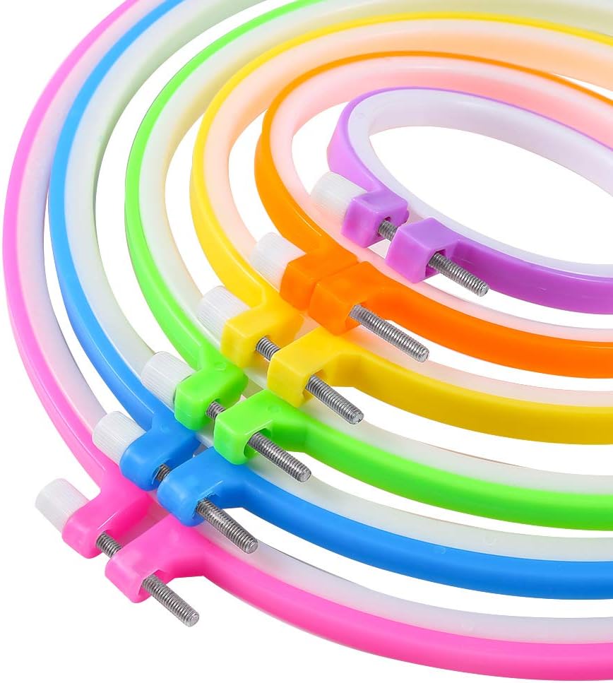 🧵 Renkli Plastik Nakış Kasnak Seti – 6 Boy Kasnak