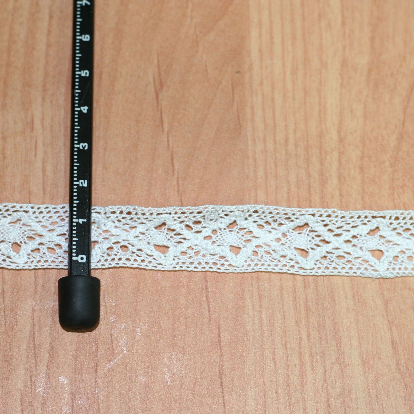 10 Yards Cotton Lace 19mm (729)