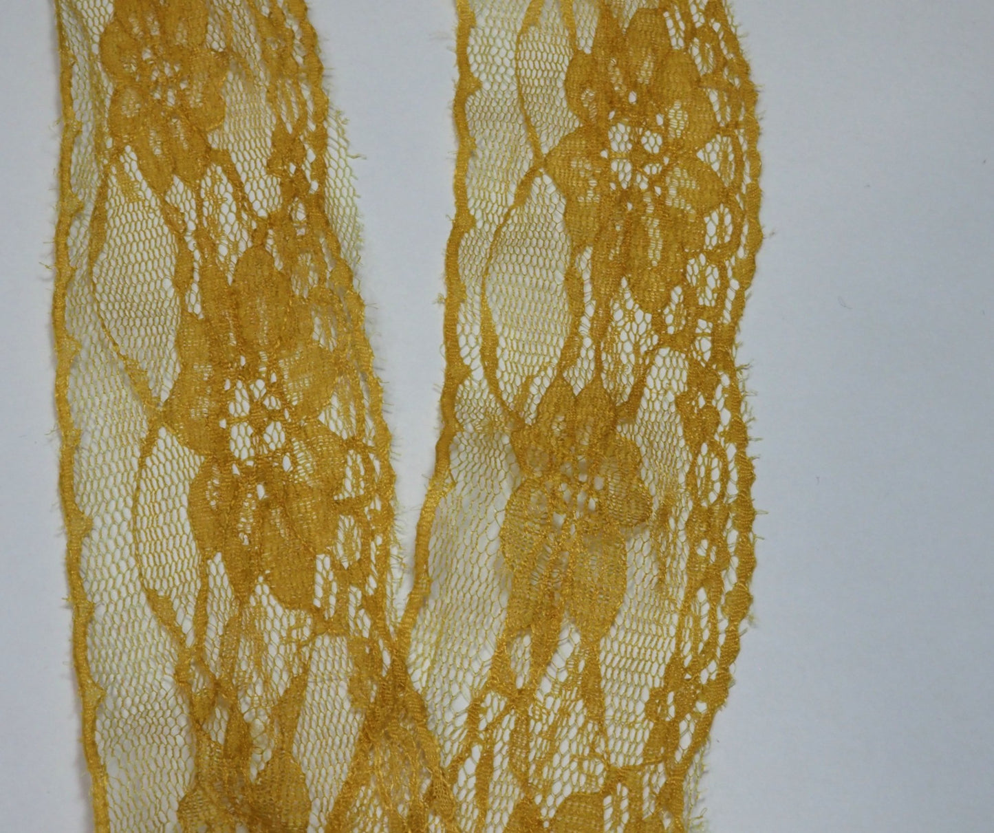 5cm wide Mustard Yellow Lace 5 Meter Ball - (730)