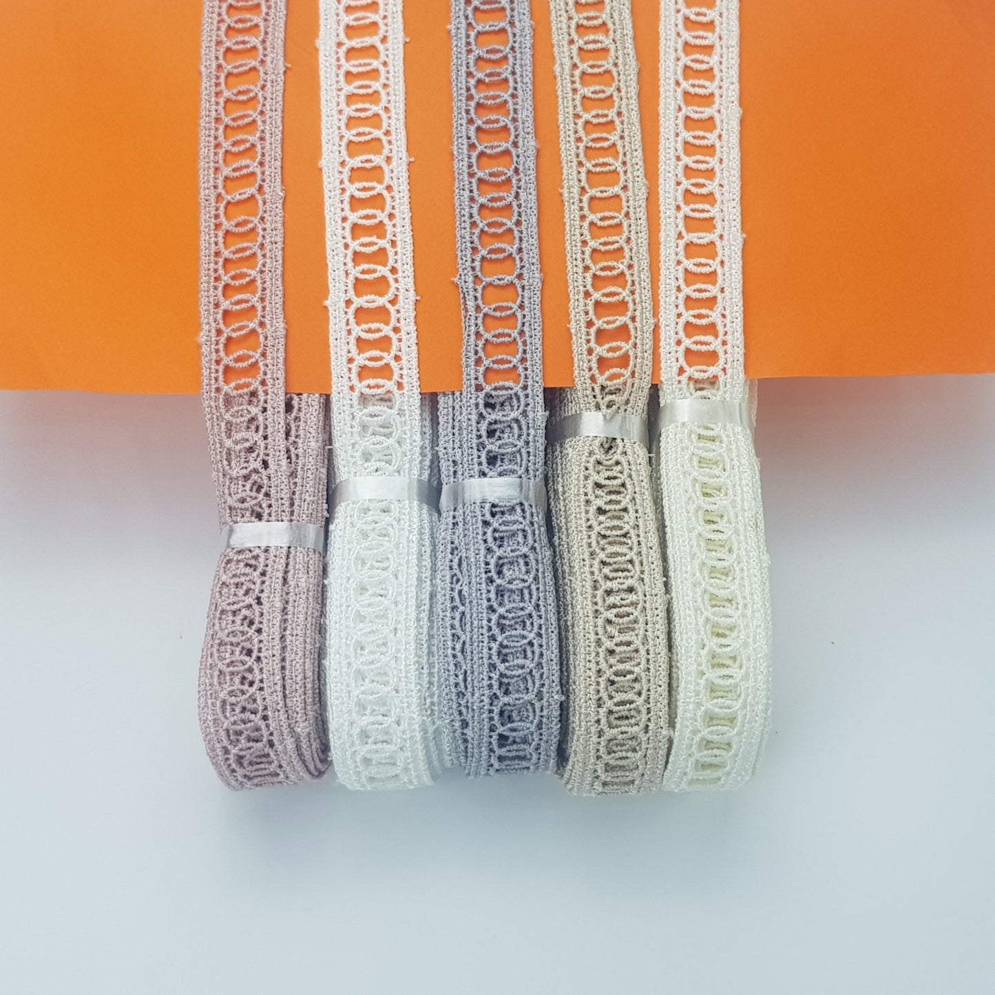 Ara Gipür - Kolber 2606AK (8,50 metre toplar halinde)