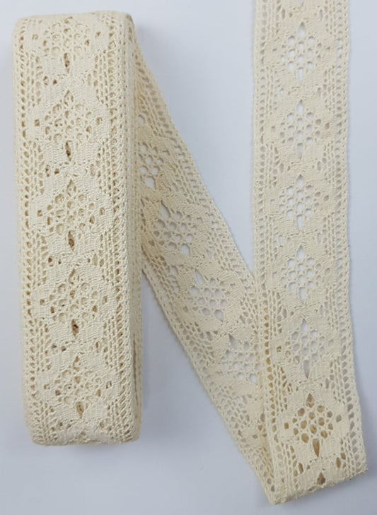 40mm Eninde (10 Metre) Krem Ara Pamuk Dantel (8818)