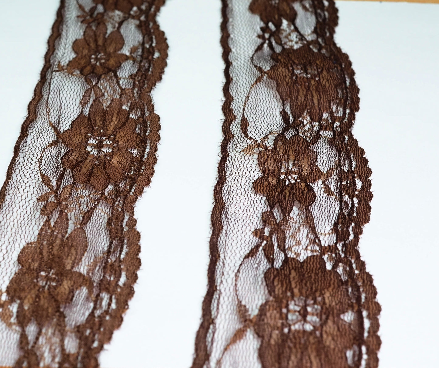 5cm wide Brown Nylon Lace 5 Meter Ball - (730)